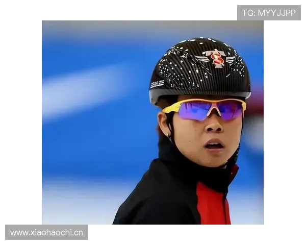 王濛在家切个葱都像在冰场压步