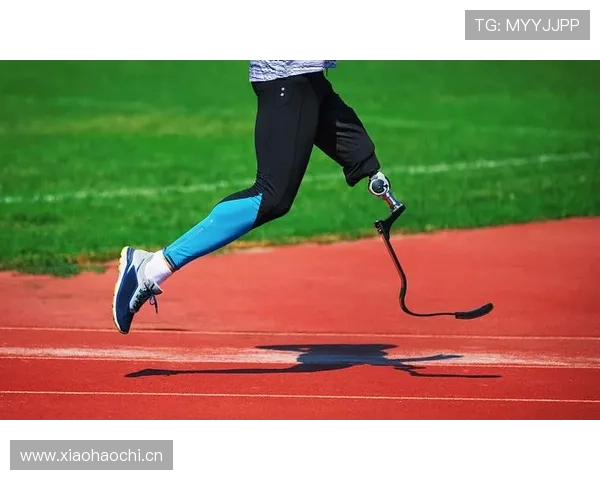 奥斯卡·皮斯托瑞斯家里装了三套假肢，一套跑步、一套洗澡、一套约会